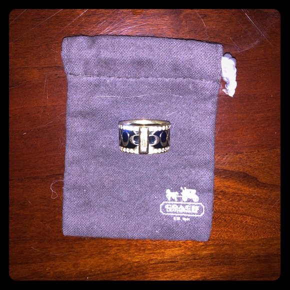 Coach Ring - Picture 1 of 3